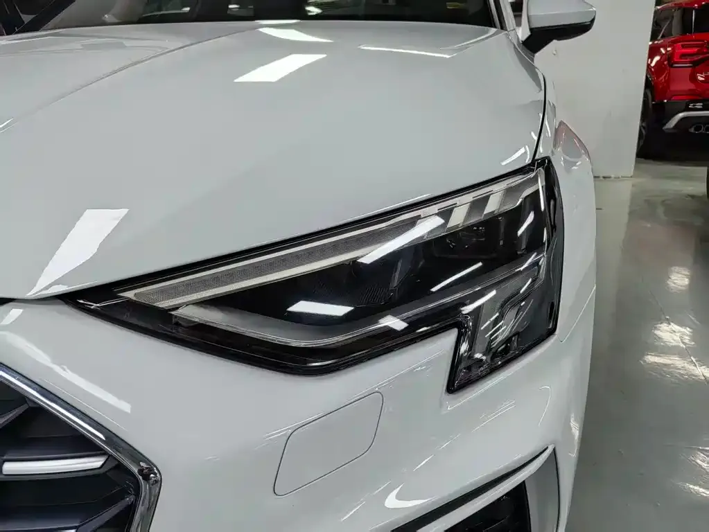 Audi A3 2023 из CN, фото 3