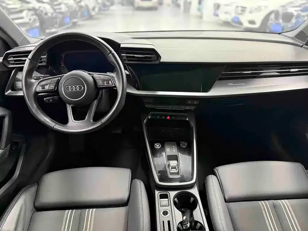 Audi A3 2023 из CN, фото 7