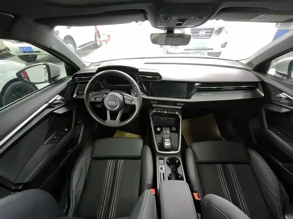 Audi A3 2023 из CN, фото 10