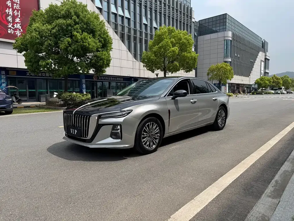 Hongqi H5 — фото 1