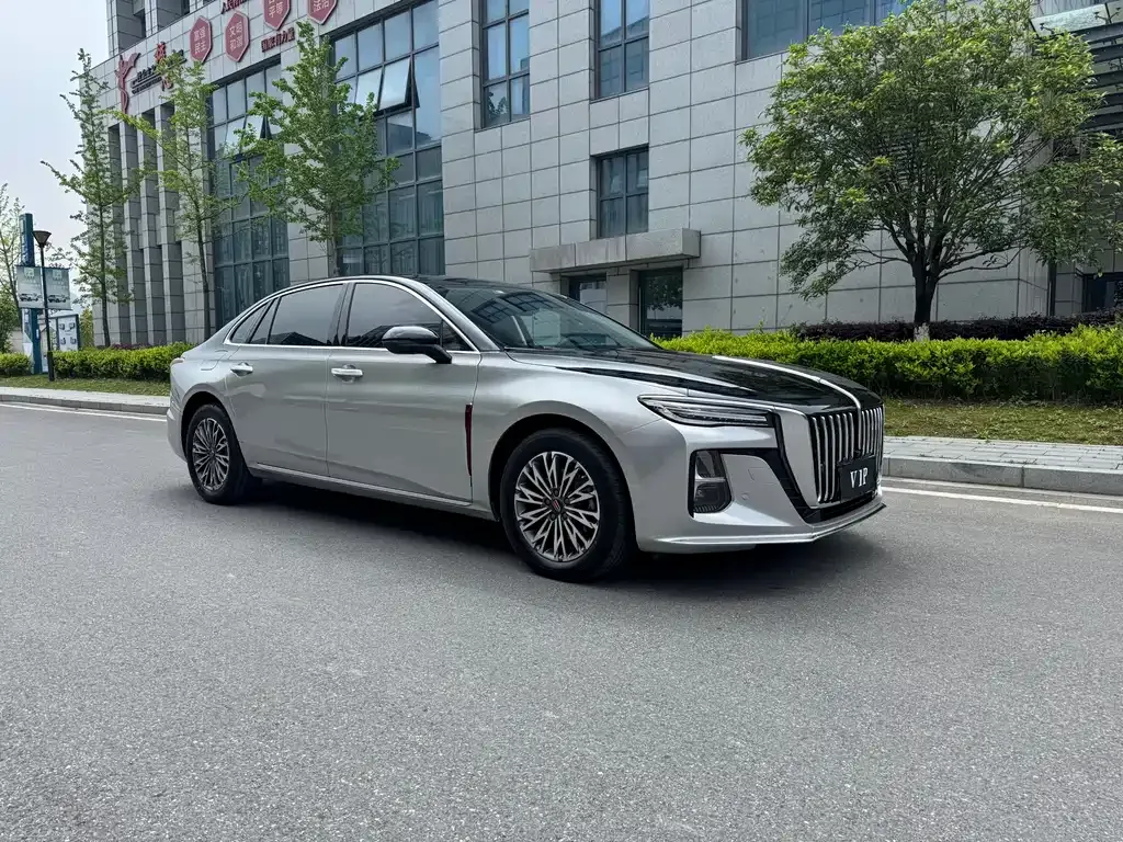 Hongqi H5 — фото 10