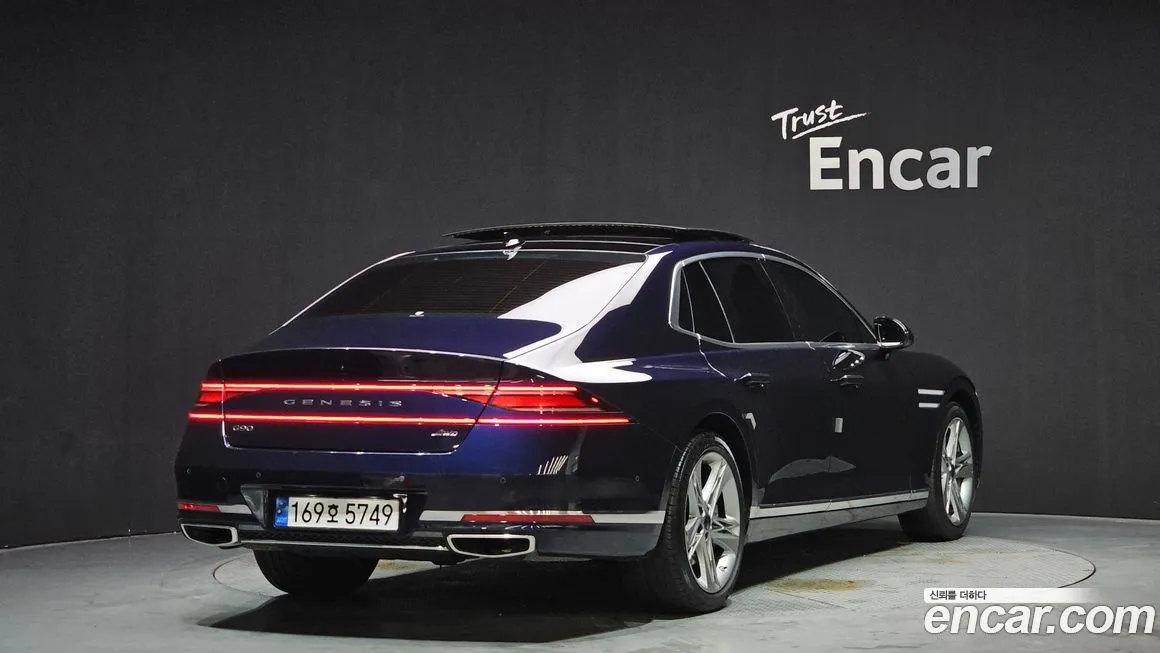 Genesis G90 2022 из KR, фото 2