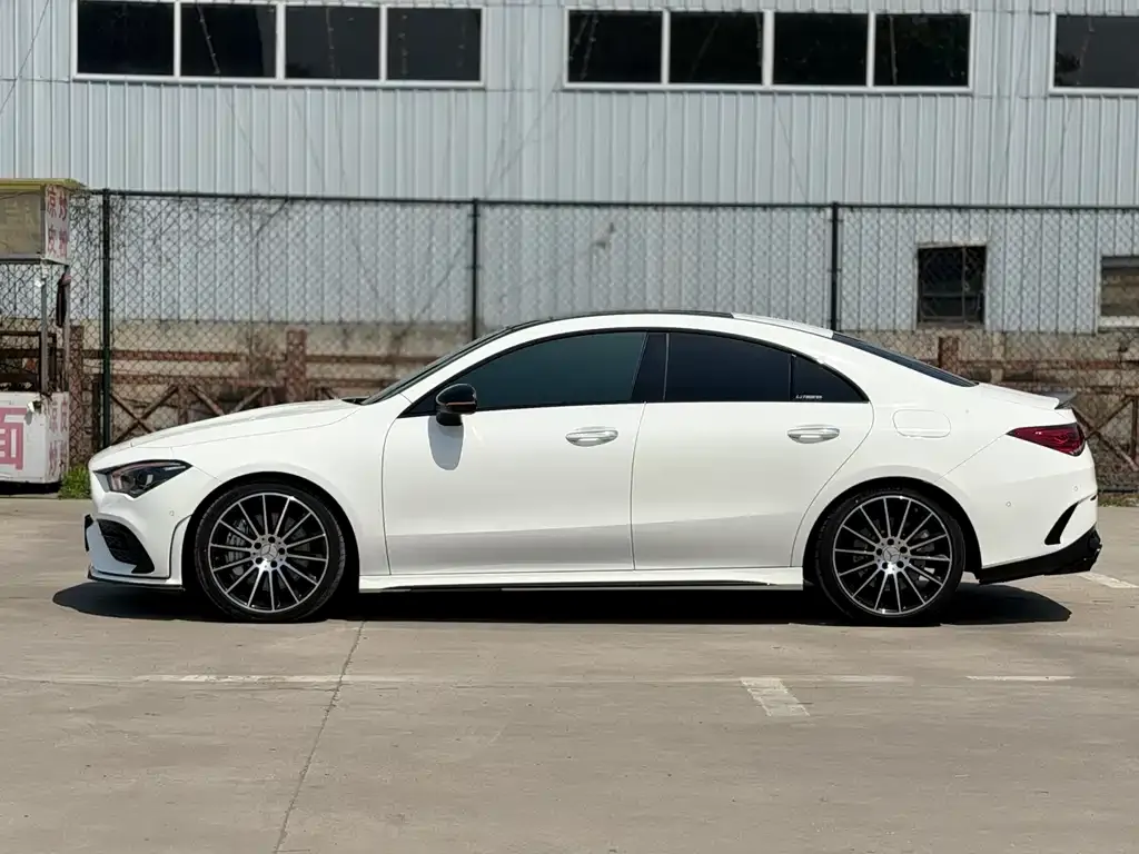Mercedes-Benz CLA AMG — фото 5