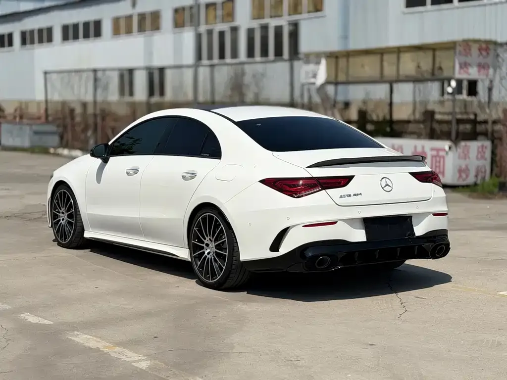 Mercedes-Benz CLA AMG — фото 8