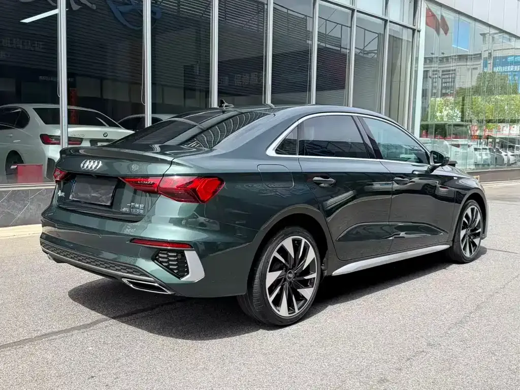 Audi A3 2023 из CN, фото 10