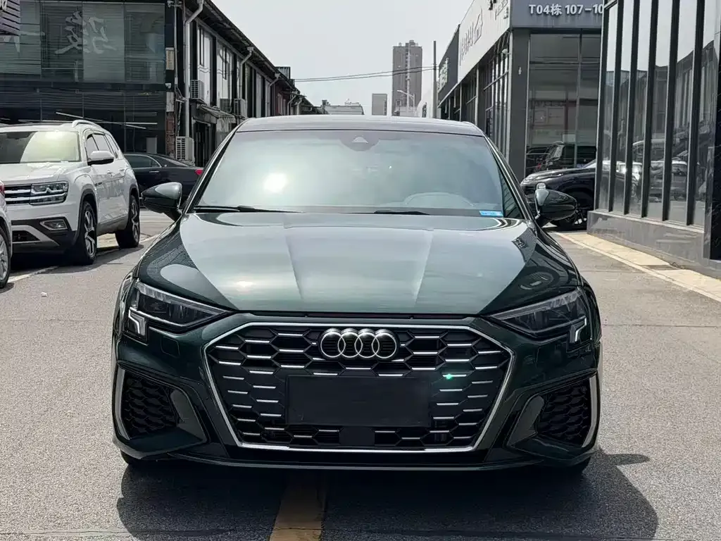 Audi A3 2023 из CN, фото 8