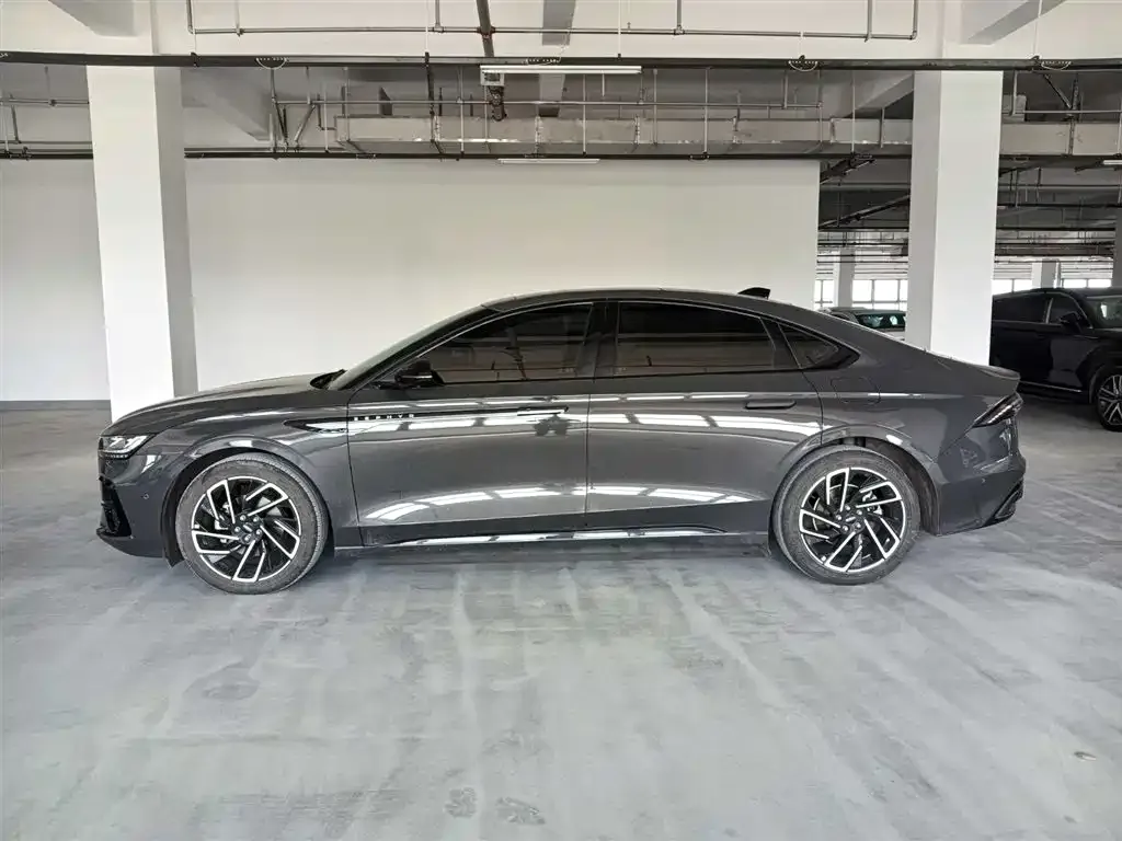 Lincoln Z 2022 из CN, фото 7