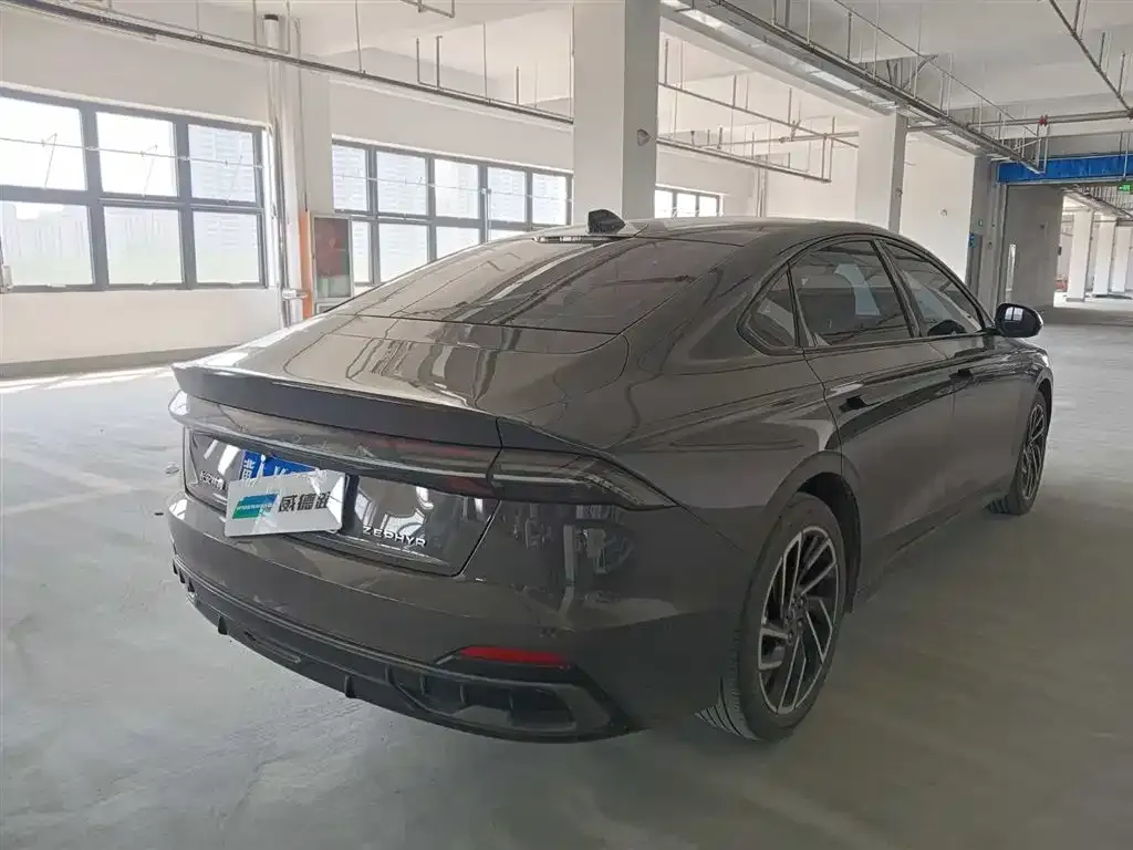 Lincoln Z 2022 из CN, фото 6
