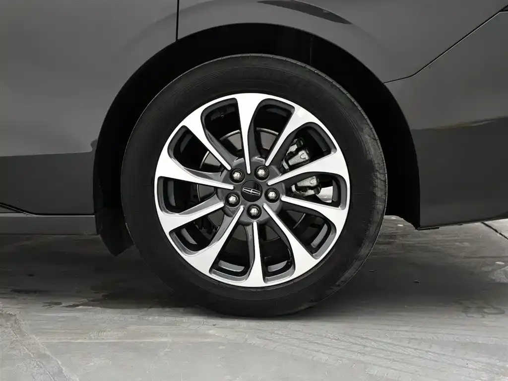Lincoln Z 2022 из CN, фото 5