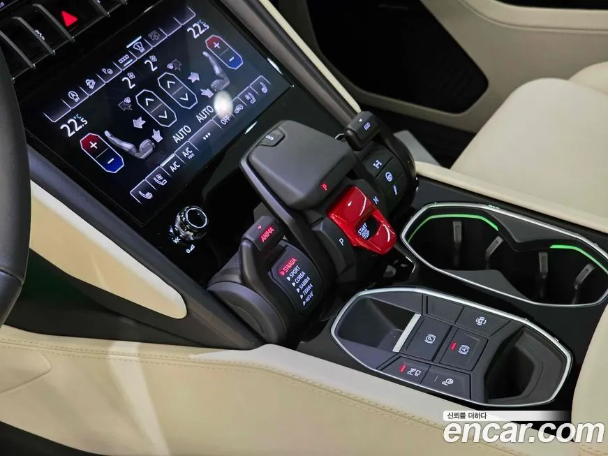 Lamborghini Urus 2023 из KR, фото 8