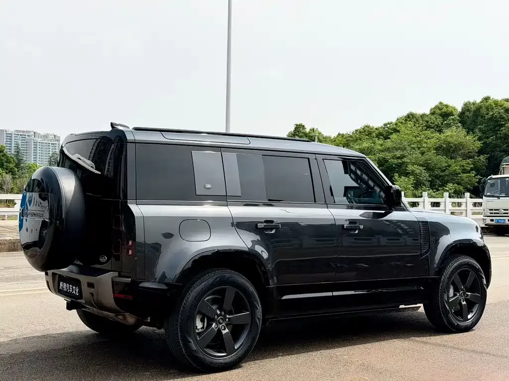 Land Rover Defender 2024 из CN, фото 7