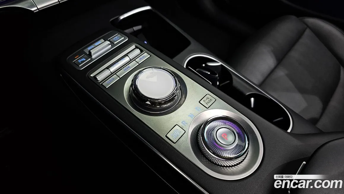 Genesis GV70 — фото 2