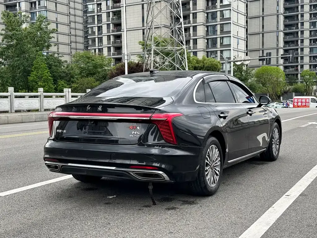 Hongqi H5 — фото 10