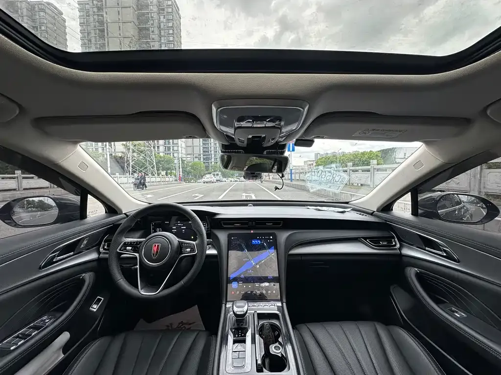 Hongqi H5 — фото 2