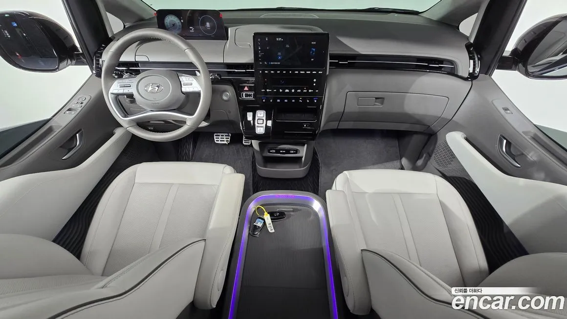 Hyundai Staria — фото 3