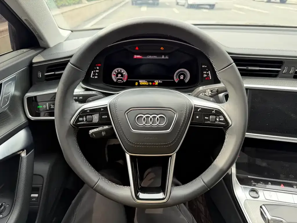 Audi A6L — фото 3