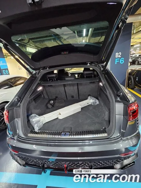 Audi RSQ8 2025 из KR, фото 7