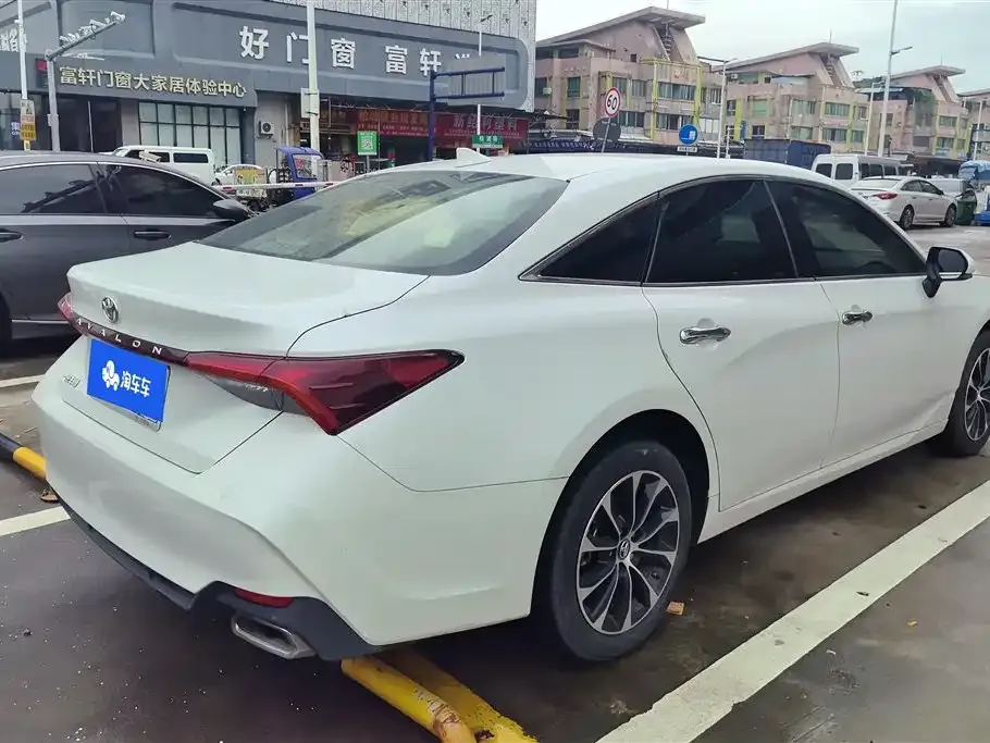 Toyota Avalon 2022 из CN, фото 10