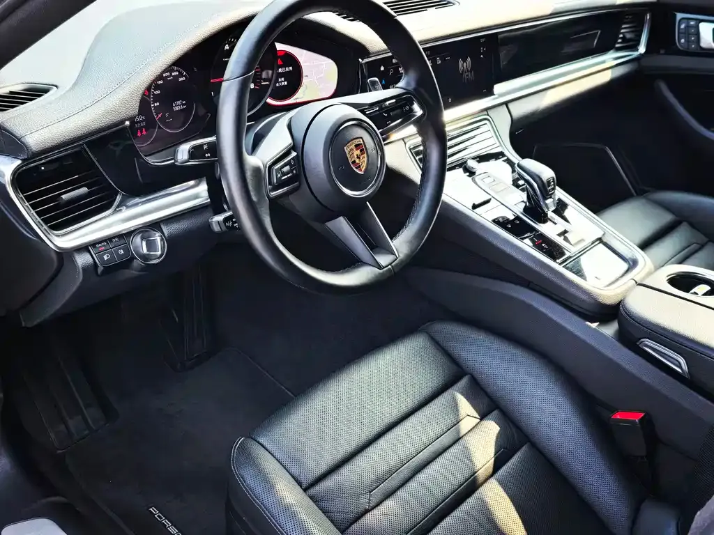 Porsche Panamera — фото 4
