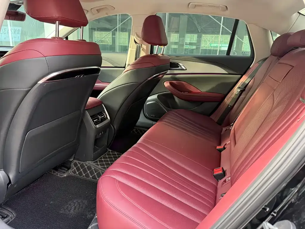 Hongqi H5 2024 из CN, фото 7