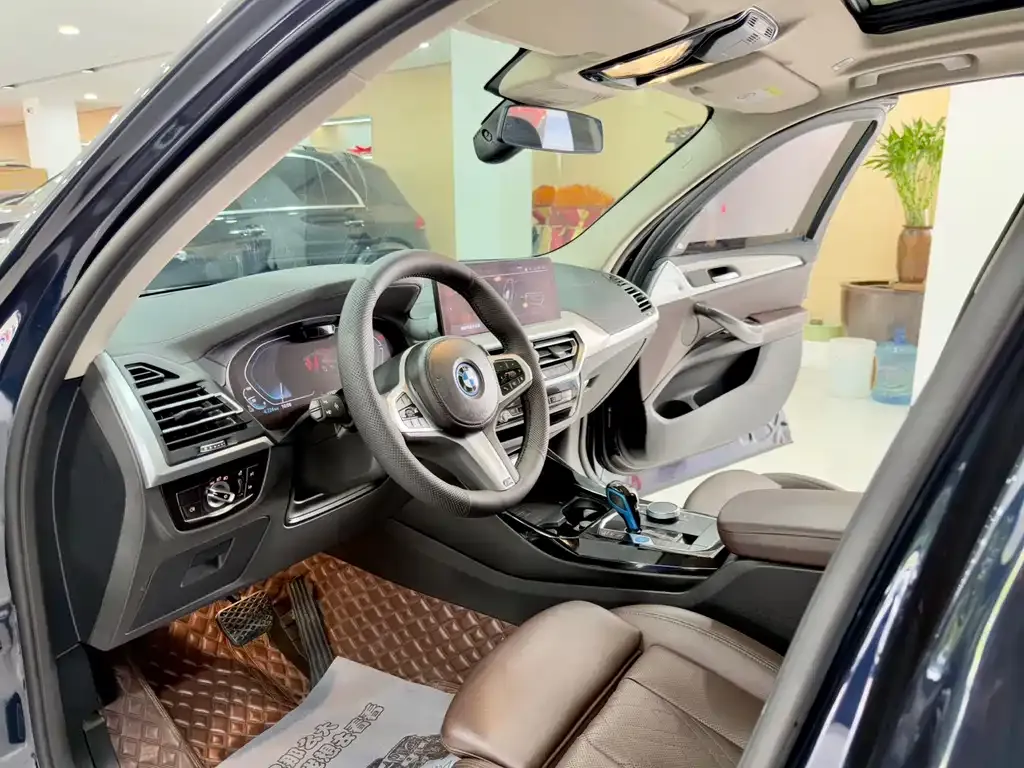 BMW iX3 2022 из CN, фото 8