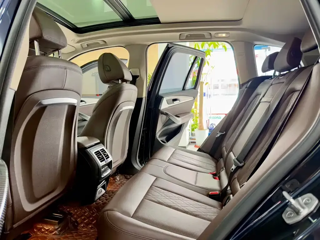 BMW iX3 2022 из CN, фото 9