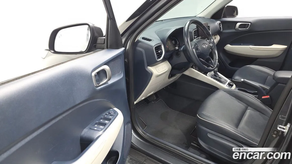 Hyundai Venue 2023 из KR, фото 10