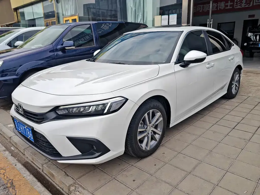 Honda Civic — фото 1