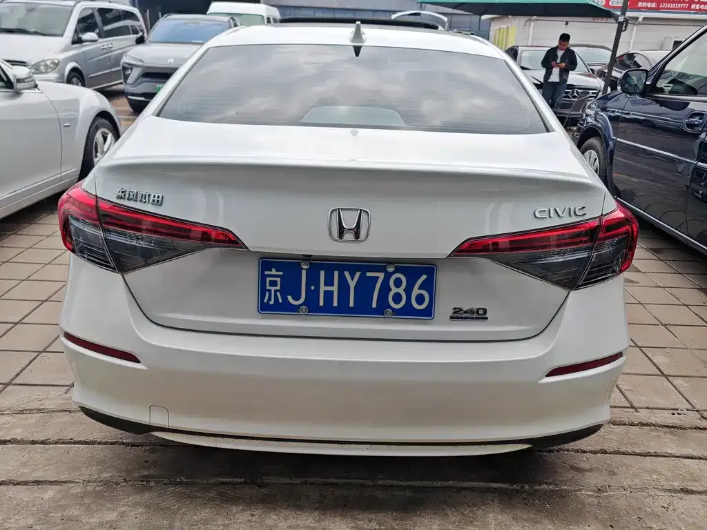 Honda Civic — фото 6