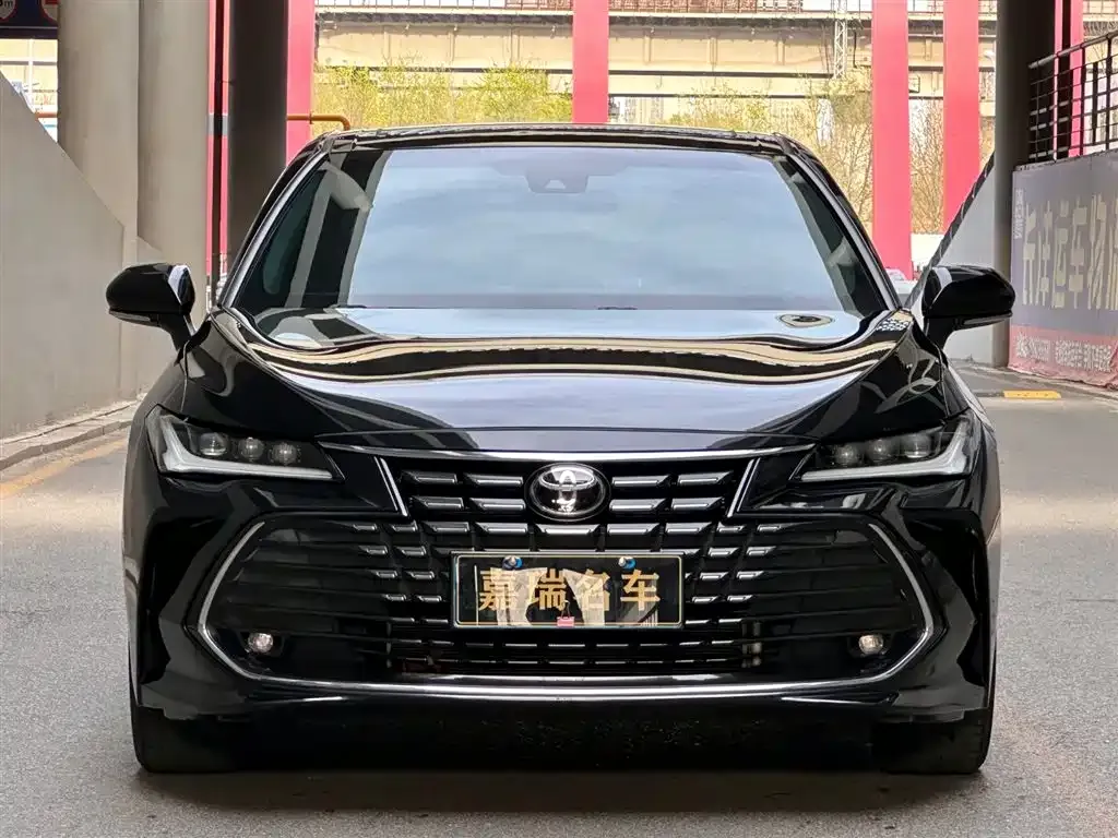 Toyota Avalon — фото 4