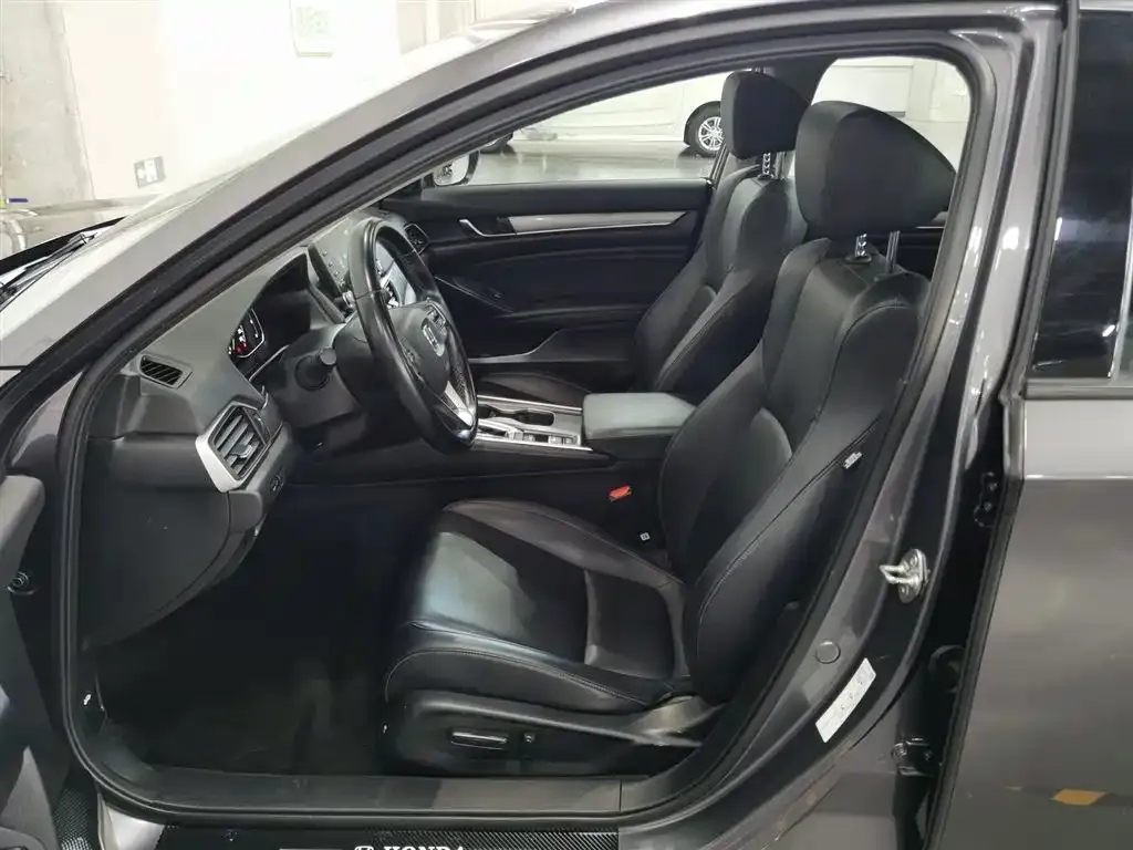 Honda Accord 2021 из CN, фото 7
