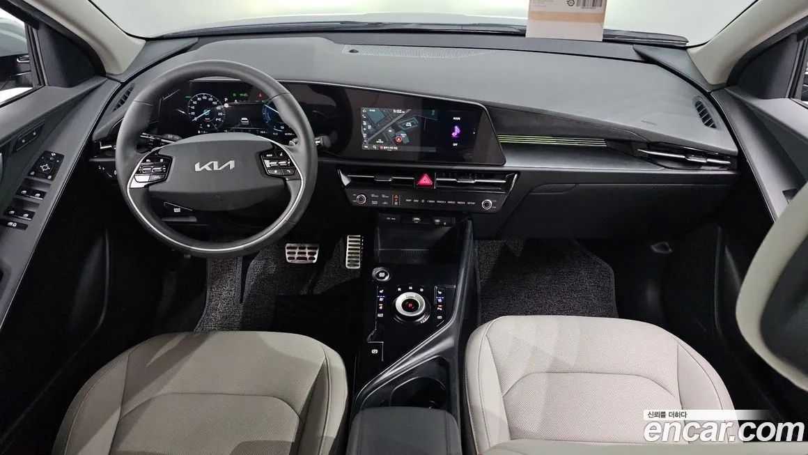 Kia Niro — фото 10