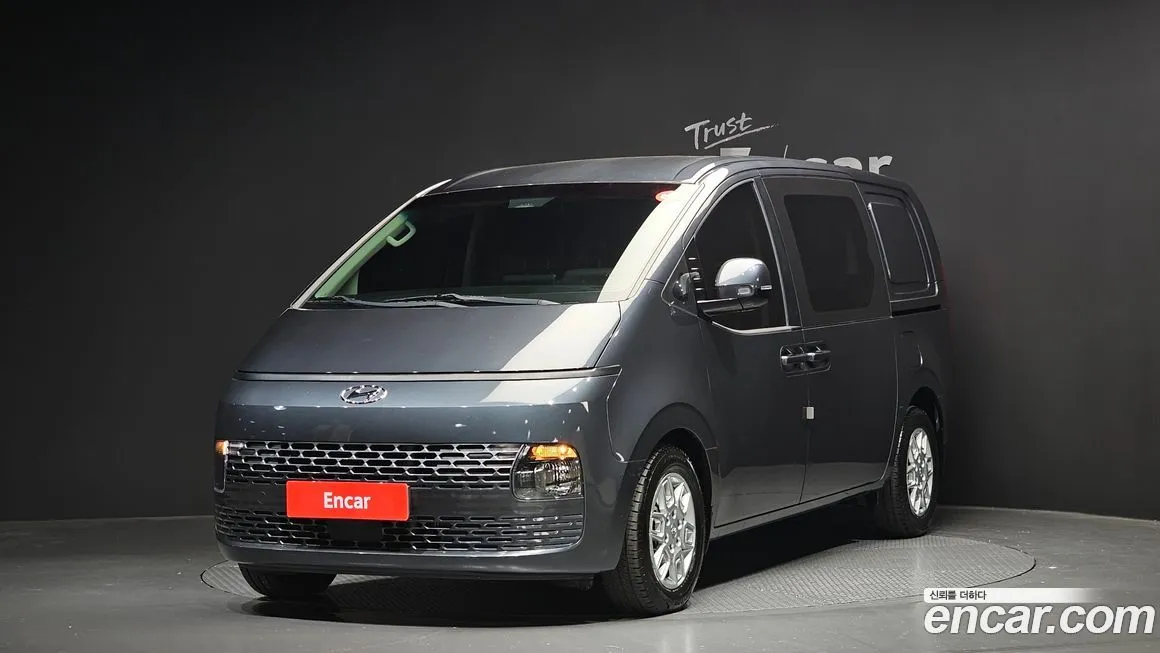 Hyundai Staria 2022 из KR, фото 1