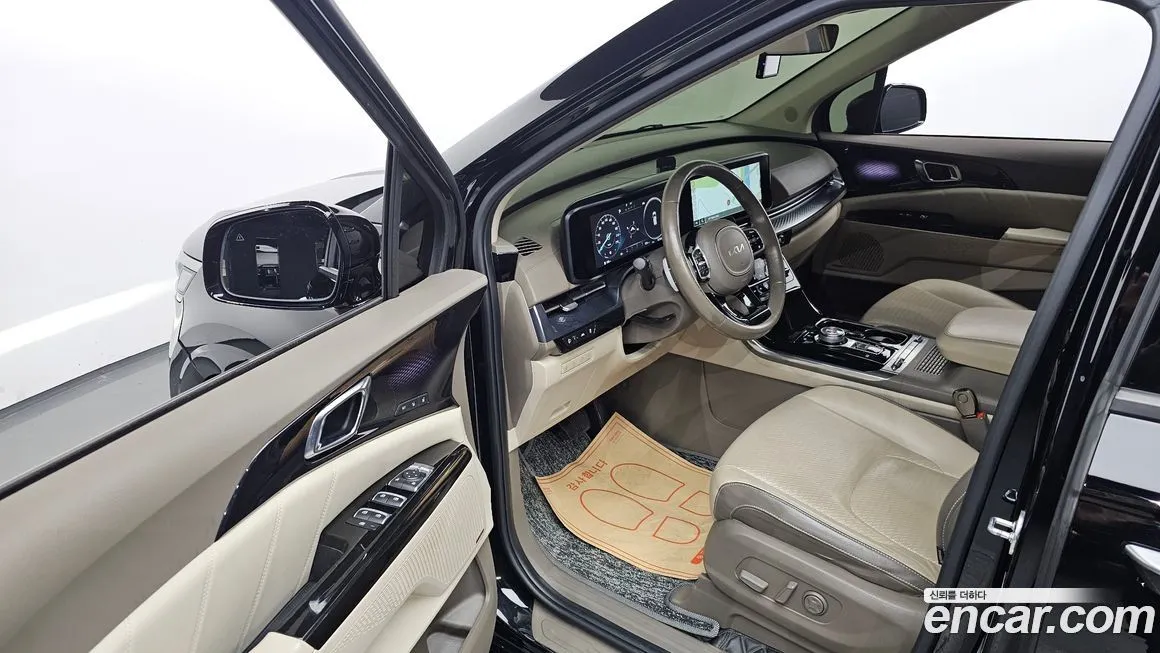 Kia Carnival — фото 10