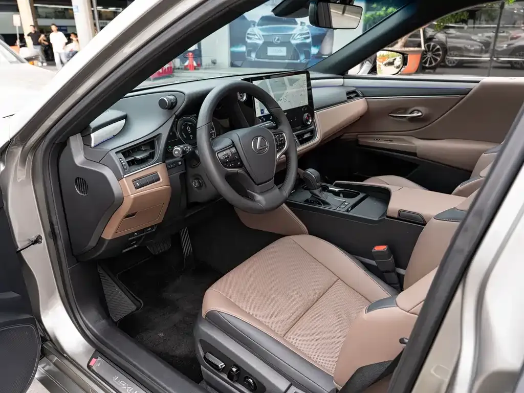 Lexus ES 2025 из CN, фото 8
