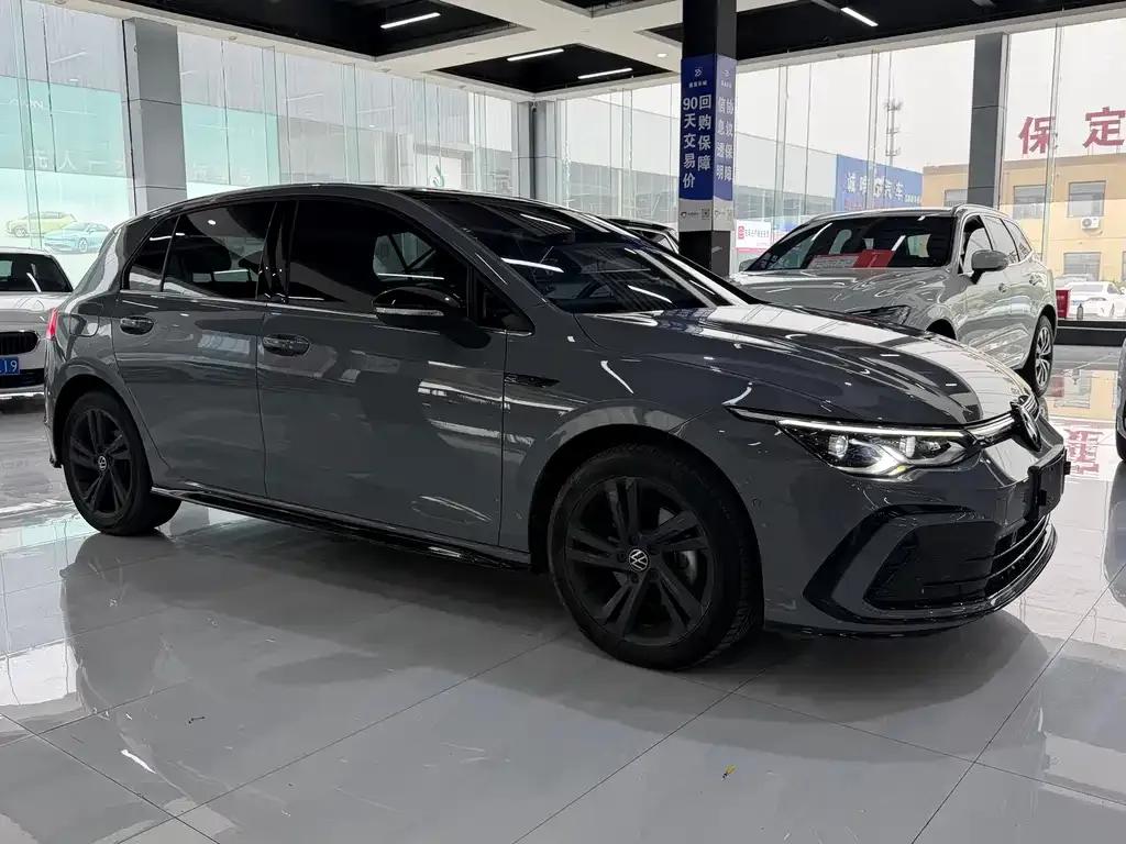Volkswagen Golf 2022 из CN, фото 6