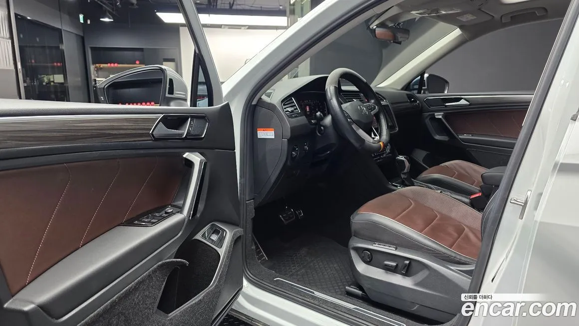 Volkswagen Tiguan 2023 из KR, фото 9