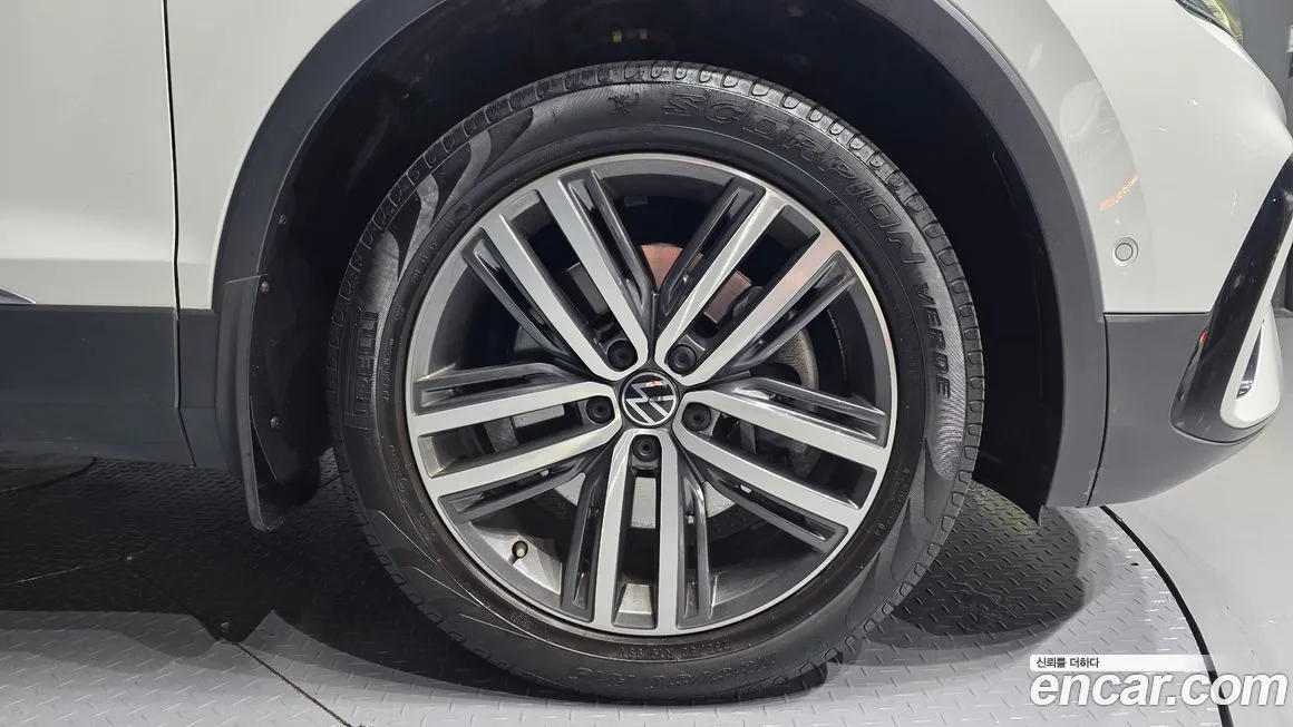 Volkswagen Tiguan 2023 из KR, фото 8