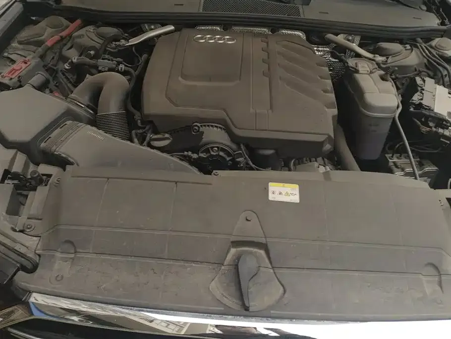 Audi A6L 2023 из CN, фото 5