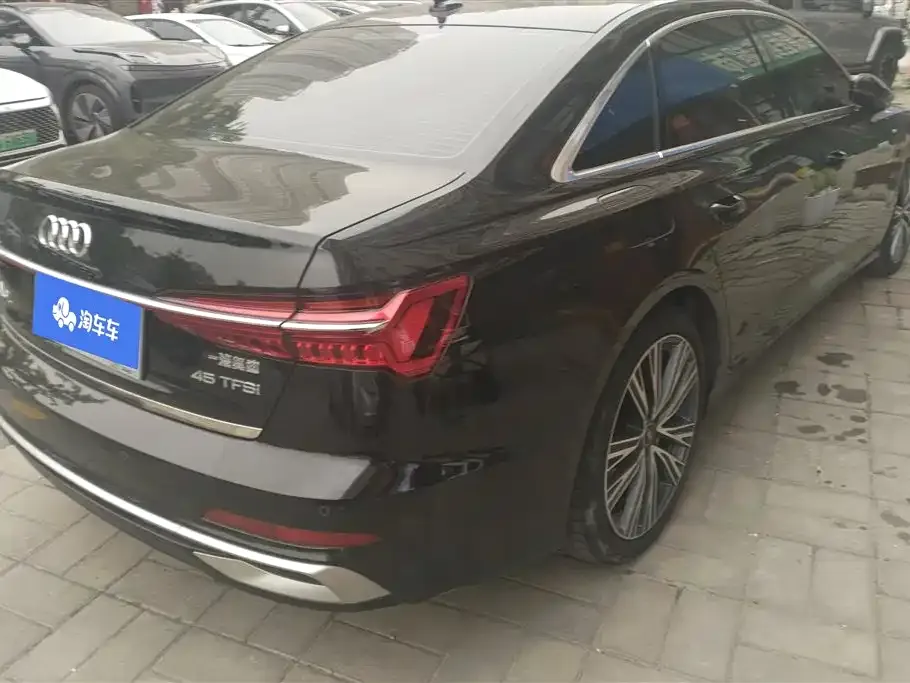 Audi A6L 2023 из CN, фото 3