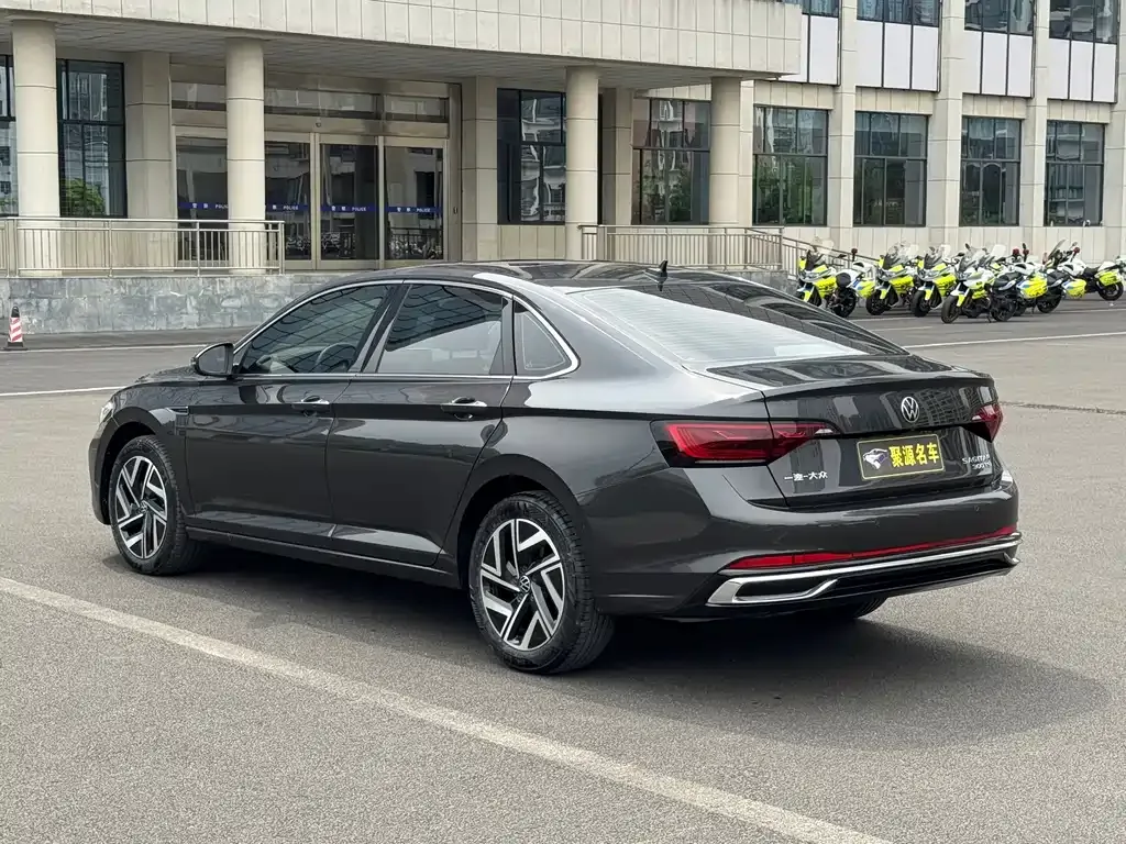 Volkswagen Sagitar 2023 из CN, фото 8
