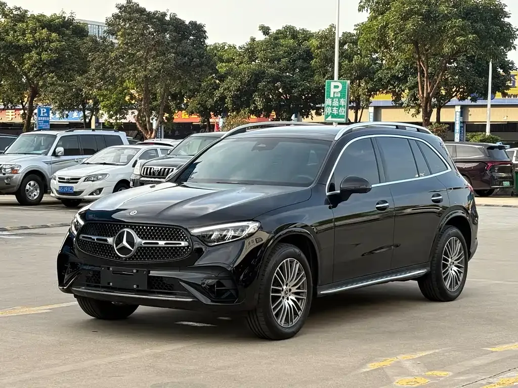 Mercedes-Benz GLC — фото 1