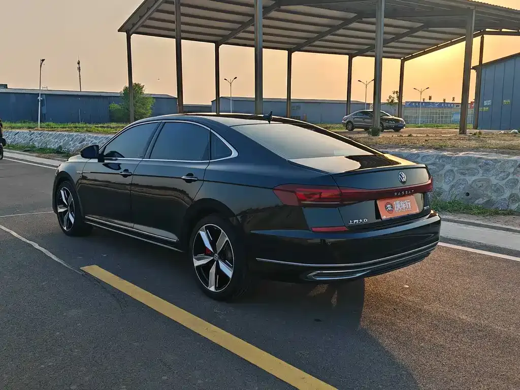 Volkswagen Passat 2024 из CN, фото 8