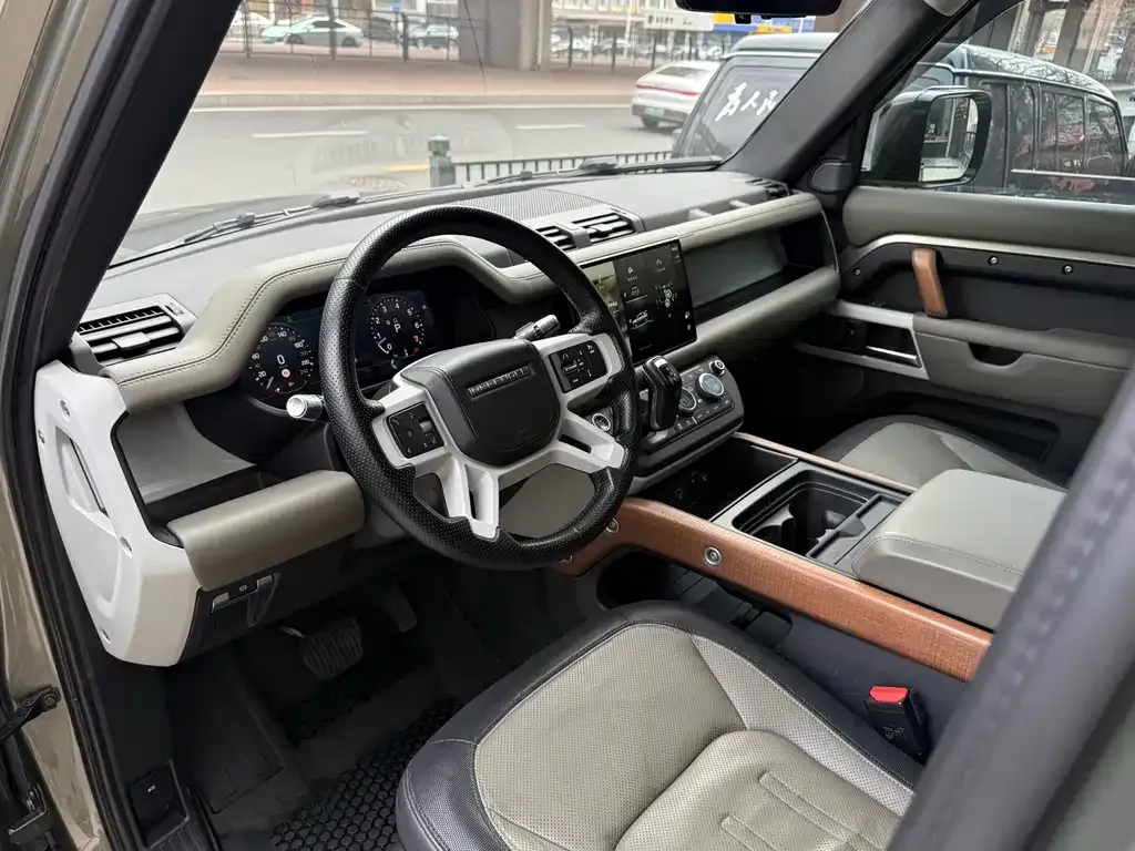 Land Rover Defender — фото 3