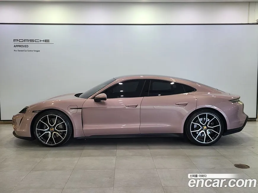 Porsche Taycan 2024 из KR, фото 3