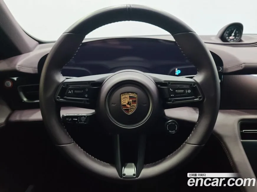 Porsche Taycan 2024 из KR, фото 9