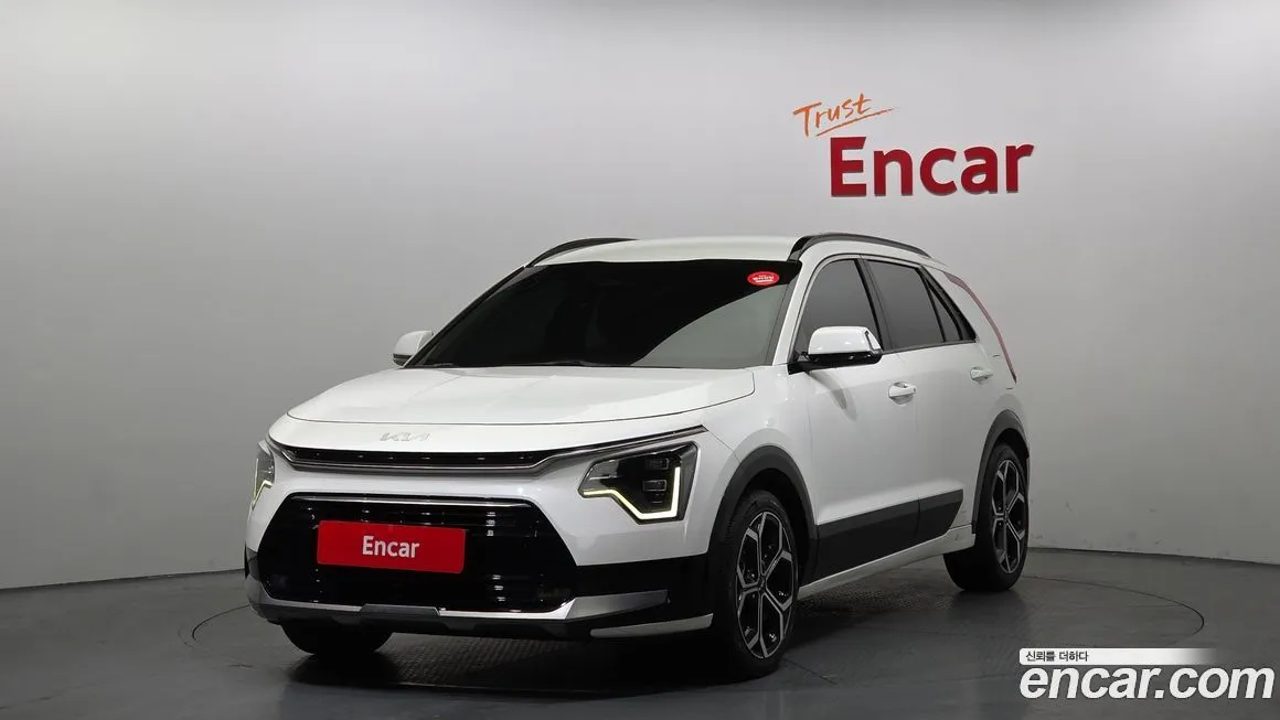 Kia Niro — фото 1