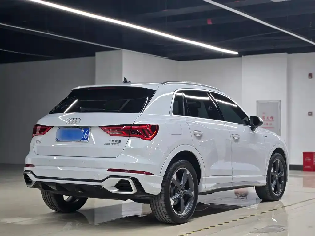 Audi Q3 2023 из CN, фото 6