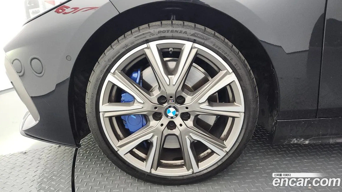 BMW 1-Series 2024 из KR, фото 10