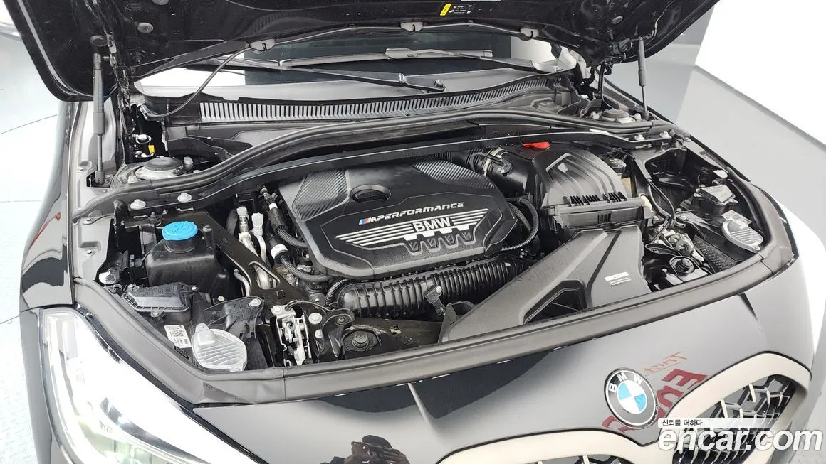 BMW 1-Series 2024 из KR, фото 8